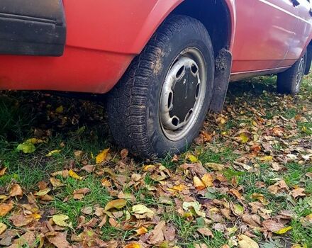 Фольксваген Пассат, объемом двигателя 1.6 л и пробегом 200 тыс. км за 750 $, фото 1 на Automoto.ua