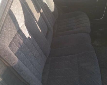 Фольксваген Пассат, объемом двигателя 1.6 л и пробегом 325 тыс. км за 600 $, фото 12 на Automoto.ua