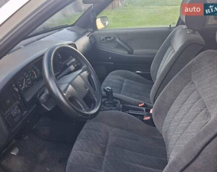 Фольксваген Пассат, объемом двигателя 1.6 л и пробегом 325 тыс. км за 600 $, фото 18 на Automoto.ua