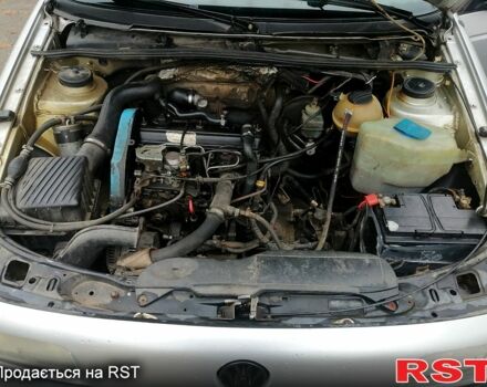 Фольксваген Пассат, объемом двигателя 1.9 л и пробегом 100 тыс. км за 1350 $, фото 12 на Automoto.ua