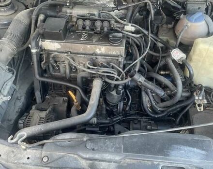 Фольксваген Пассат, объемом двигателя 2.8 л и пробегом 300 тыс. км за 1500 $, фото 4 на Automoto.ua