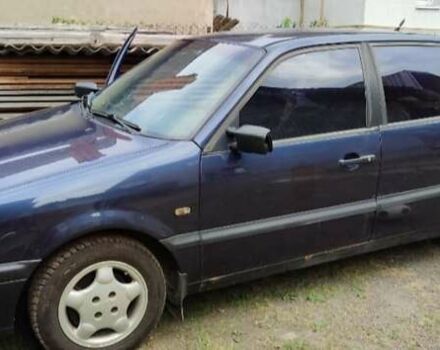 Фольксваген Пассат, объемом двигателя 1.8 л и пробегом 333 тыс. км за 2500 $, фото 1 на Automoto.ua
