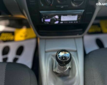 Фольксваген Пассат, объемом двигателя 1.6 л и пробегом 201 тыс. км за 3200 $, фото 14 на Automoto.ua