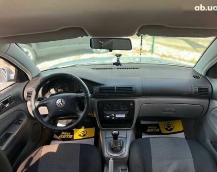 Фольксваген Пассат, объемом двигателя 1.6 л и пробегом 201 тыс. км за 3200 $, фото 11 на Automoto.ua