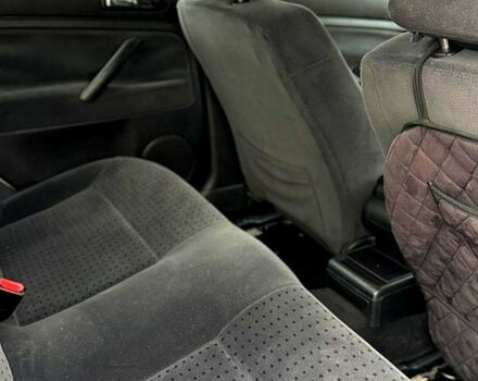 Фольксваген Пассат, объемом двигателя 1.8 л и пробегом 321 тыс. км за 3700 $, фото 10 на Automoto.ua