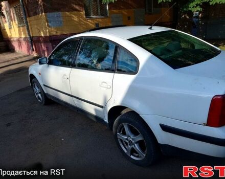 Фольксваген Пассат, об'ємом двигуна 2 л та пробігом 400 тис. км за 2150 $, фото 3 на Automoto.ua