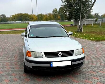 Фольксваген Пассат, объемом двигателя 1.8 л и пробегом 321 тыс. км за 3700 $, фото 3 на Automoto.ua