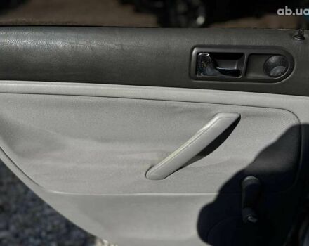 Фольксваген Пассат, объемом двигателя 1.6 л и пробегом 201 тыс. км за 3200 $, фото 15 на Automoto.ua