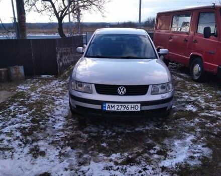 Фольксваген Пассат, объемом двигателя 1.8 л и пробегом 427 тыс. км за 3500 $, фото 1 на Automoto.ua