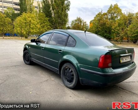 Фольксваген Пассат, объемом двигателя 1.8 л и пробегом 300 тыс. км за 2100 $, фото 2 на Automoto.ua