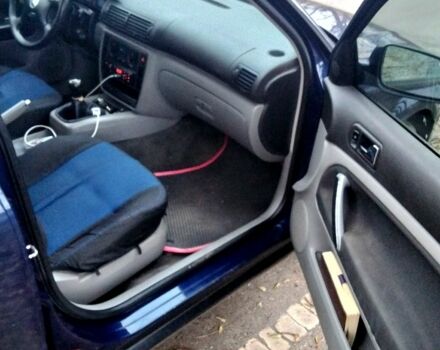 Фольксваген Пассат, объемом двигателя 1.6 л и пробегом 305 тыс. км за 4000 $, фото 4 на Automoto.ua