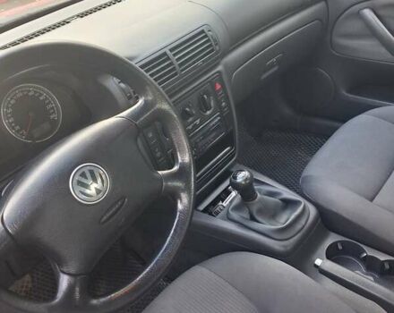 Фольксваген Пассат, объемом двигателя 1.6 л и пробегом 229 тыс. км за 5200 $, фото 4 на Automoto.ua
