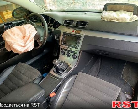 Фольксваген Пассат, объемом двигателя 1.8 л и пробегом 370 тыс. км за 2500 $, фото 13 на Automoto.ua