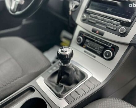 Фольксваген Пассат, объемом двигателя 1.8 л и пробегом 254 тыс. км за 9300 $, фото 25 на Automoto.ua