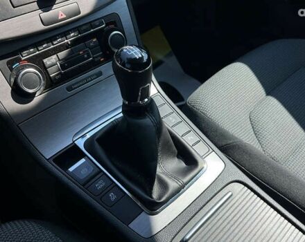 Фольксваген Пассат, об'ємом двигуна 1.6 л та пробігом 243 тис. км за 10500 $, фото 18 на Automoto.ua