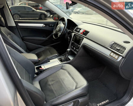 Фольксваген Пассат, объемом двигателя 2.5 л и пробегом 256 тыс. км за 9500 $, фото 12 на Automoto.ua