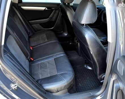 Фольксваген Пассат, об'ємом двигуна 1.6 л та пробігом 256 тис. км за 8200 $, фото 20 на Automoto.ua