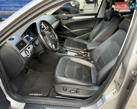 Фольксваген Пассат, объемом двигателя 2.5 л и пробегом 256 тыс. км за 9500 $, фото 10 на Automoto.ua