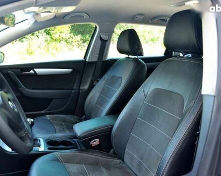 Фольксваген Пассат, об'ємом двигуна 1.6 л та пробігом 256 тис. км за 8200 $, фото 14 на Automoto.ua