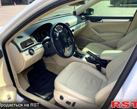 Фольксваген Пассат, объемом двигателя 2.5 л и пробегом 157 тыс. км за 9500 $, фото 10 на Automoto.ua