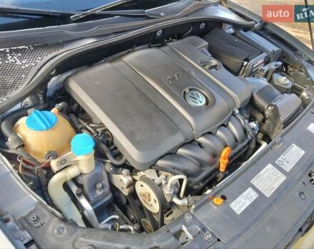 Фольксваген Пассат, объемом двигателя 2.5 л и пробегом 145 тыс. км за 9300 $, фото 10 на Automoto.ua