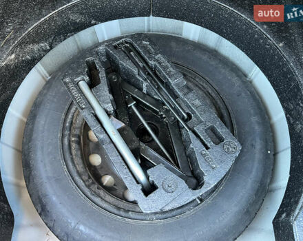 Фольксваген Пассат, объемом двигателя 2.5 л и пробегом 211 тыс. км за 9900 $, фото 26 на Automoto.ua