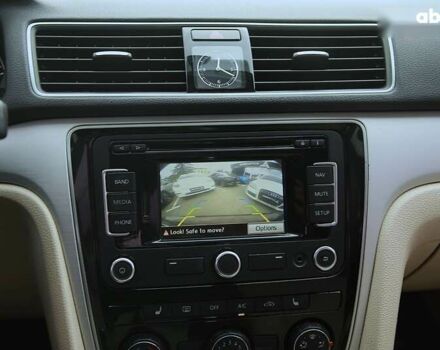 Фольксваген Пассат, об'ємом двигуна 2.5 л та пробігом 228 тис. км за 10500 $, фото 15 на Automoto.ua