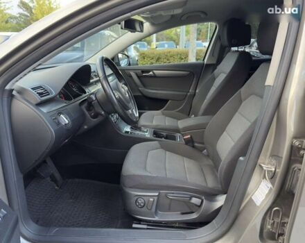 Фольксваген Пассат, объемом двигателя 1.8 л и пробегом 128 тыс. км за 11499 $, фото 17 на Automoto.ua