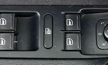 Фольксваген Пассат, объемом двигателя 2 л и пробегом 321 тыс. км за 10750 $, фото 11 на Automoto.ua