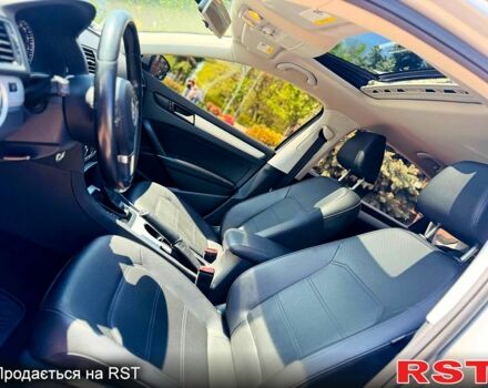 Фольксваген Пассат, объемом двигателя 2.5 л и пробегом 116 тыс. км за 11000 $, фото 8 на Automoto.ua