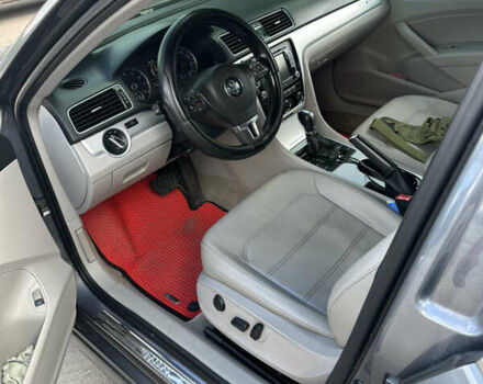 Фольксваген Пассат, объемом двигателя 2.5 л и пробегом 220 тыс. км за 9500 $, фото 6 на Automoto.ua