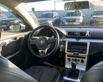 Фольксваген Пассат, объемом двигателя 1.6 л и пробегом 242 тыс. км за 9800 $, фото 18 на Automoto.ua