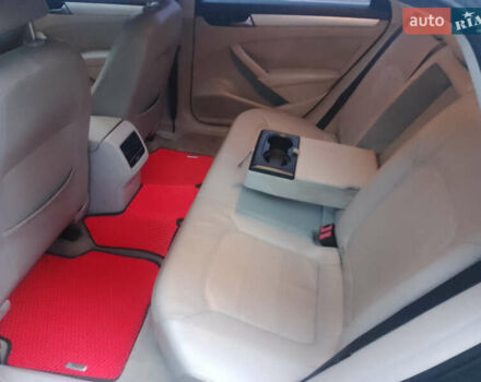 Фольксваген Пассат, объемом двигателя 2.5 л и пробегом 220 тыс. км за 9500 $, фото 16 на Automoto.ua