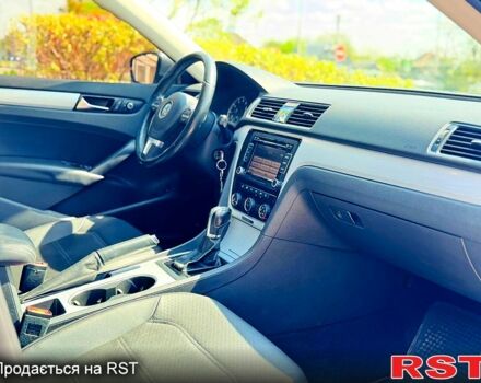 Фольксваген Пассат, объемом двигателя 2.5 л и пробегом 116 тыс. км за 11000 $, фото 9 на Automoto.ua