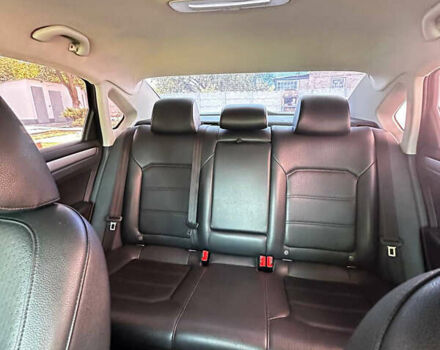 Фольксваген Пассат, объемом двигателя 1.8 л и пробегом 184 тыс. км за 10500 $, фото 5 на Automoto.ua