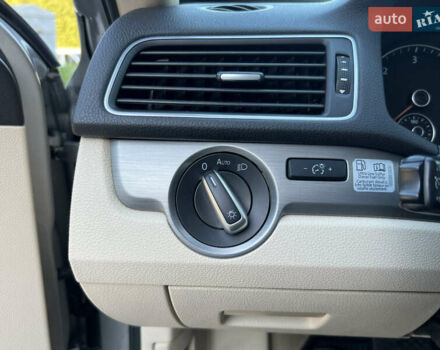 Фольксваген Пассат, объемом двигателя 2 л и пробегом 230 тыс. км за 10950 $, фото 25 на Automoto.ua