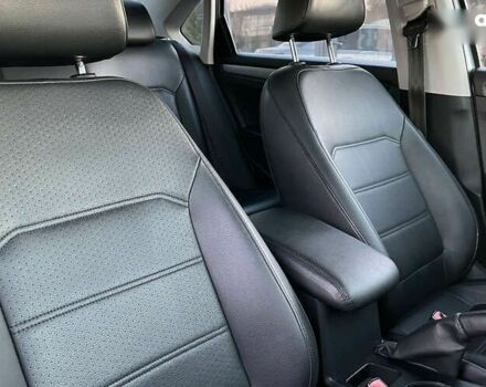 Фольксваген Пассат, объемом двигателя 1.8 л и пробегом 212 тыс. км за 8900 $, фото 21 на Automoto.ua