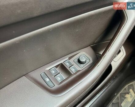 Фольксваген Пассат, объемом двигателя 1.8 л и пробегом 151 тыс. км за 18500 $, фото 31 на Automoto.ua