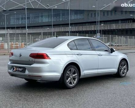 Фольксваген Пассат, объемом двигателя 1.6 л и пробегом 268 тыс. км за 13490 $, фото 3 на Automoto.ua