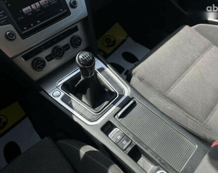 Фольксваген Пассат, об'ємом двигуна 1.6 л та пробігом 234 тис. км за 13990 $, фото 24 на Automoto.ua