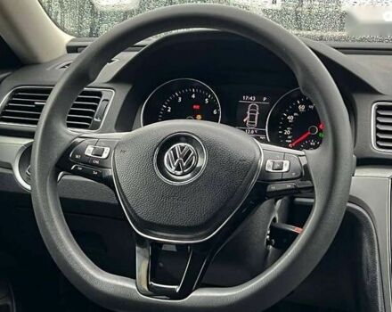 Фольксваген Пассат, объемом двигателя 1.8 л и пробегом 128 тыс. км за 10800 $, фото 9 на Automoto.ua