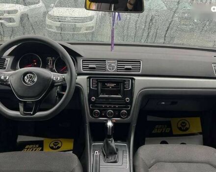 Фольксваген Пассат, объемом двигателя 1.8 л и пробегом 128 тыс. км за 10800 $, фото 11 на Automoto.ua