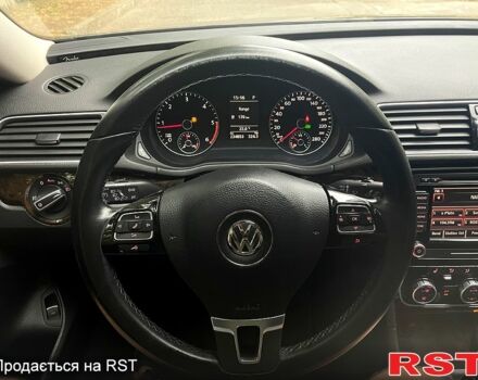 Фольксваген Пассат, об'ємом двигуна 2 л та пробігом 234 тис. км за 13600 $, фото 6 на Automoto.ua