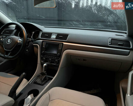 Фольксваген Пассат, об'ємом двигуна 1.8 л та пробігом 189 тис. км за 12800 $, фото 47 на Automoto.ua