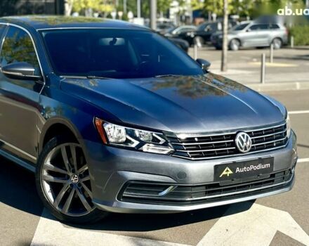 Фольксваген Пассат, объемом двигателя 1.8 л и пробегом 229 тыс. км за 12900 $, фото 2 на Automoto.ua