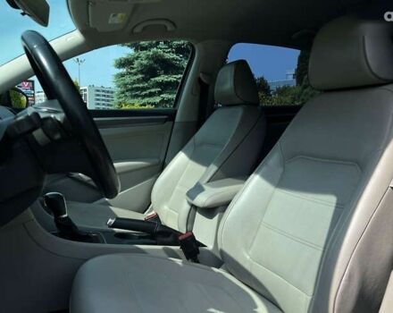 Фольксваген Пассат, объемом двигателя 1.8 л и пробегом 298 тыс. км за 12250 $, фото 13 на Automoto.ua