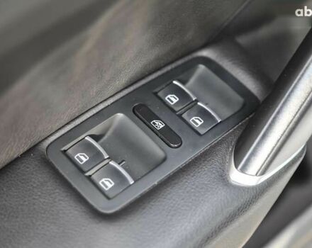 Фольксваген Пассат, объемом двигателя 1.8 л и пробегом 103 тыс. км за 12000 $, фото 20 на Automoto.ua