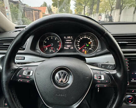 Фольксваген Пассат, объемом двигателя 1.8 л и пробегом 219 тыс. км за 12000 $, фото 10 на Automoto.ua