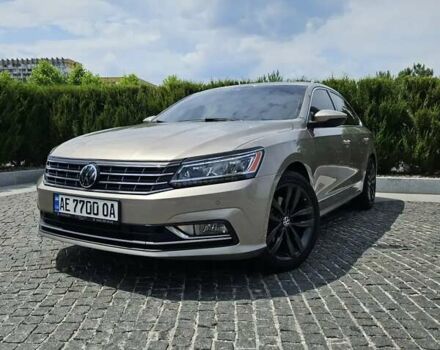 Фольксваген Пассат, объемом двигателя 3.6 л и пробегом 203 тыс. км за 15000 $, фото 1 на Automoto.ua