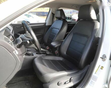 Фольксваген Пассат, объемом двигателя 1.8 л и пробегом 103 тыс. км за 12000 $, фото 6 на Automoto.ua